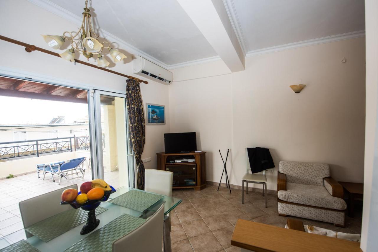 Pantelis Apartments Agios Georgios  Exterior photo