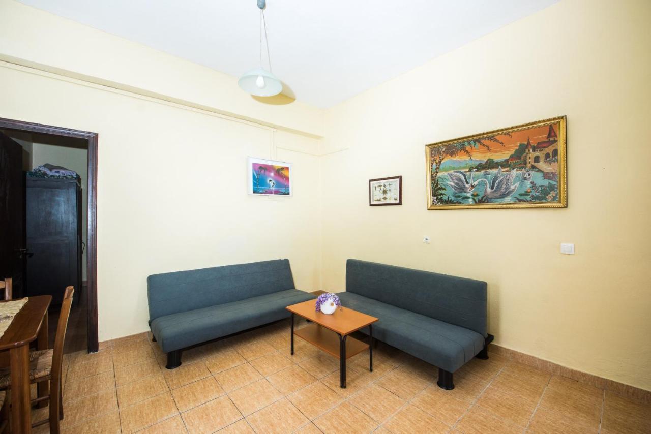 Pantelis Apartments Agios Georgios  Exterior photo