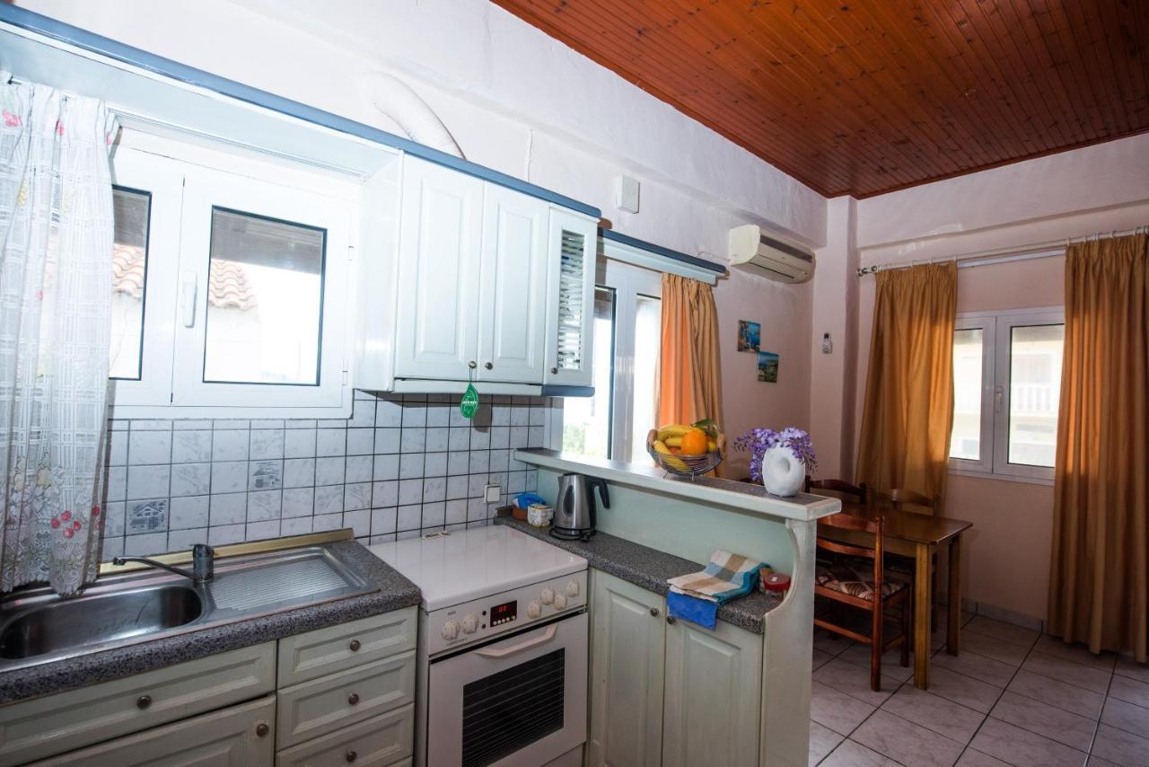 Pantelis Apartments Agios Georgios  Exterior photo