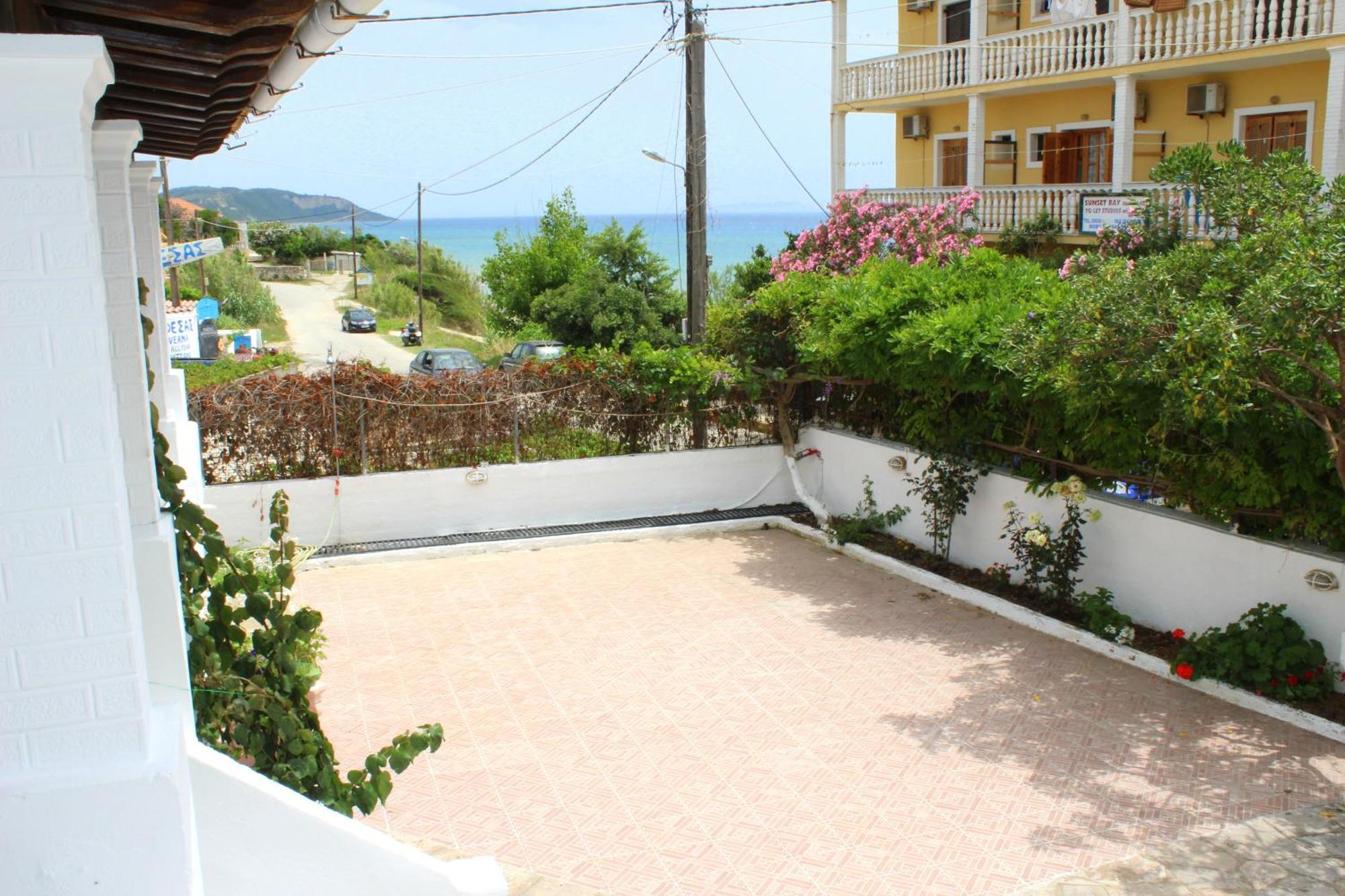 Pantelis Apartments Agios Georgios  Exterior photo