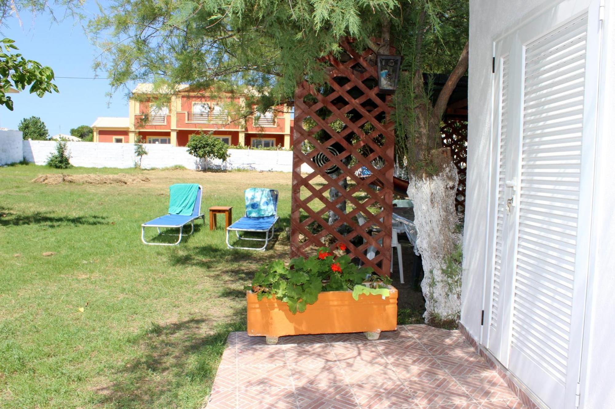 Pantelis Apartments Agios Georgios  Exterior photo