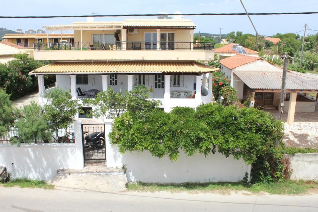 Pantelis Apartments Agios Georgios  Exterior photo